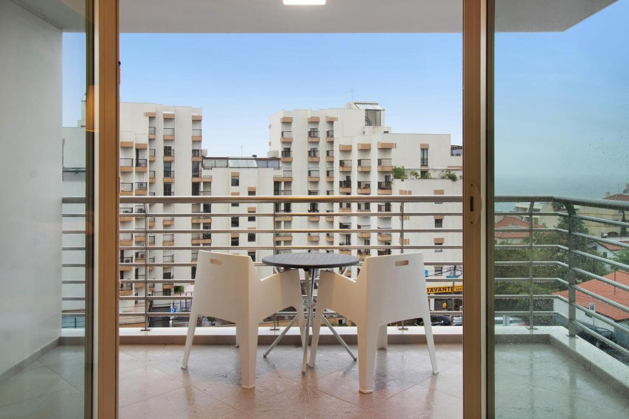 Dfm Happy Days B - Funchal Apartment Bagian luar foto