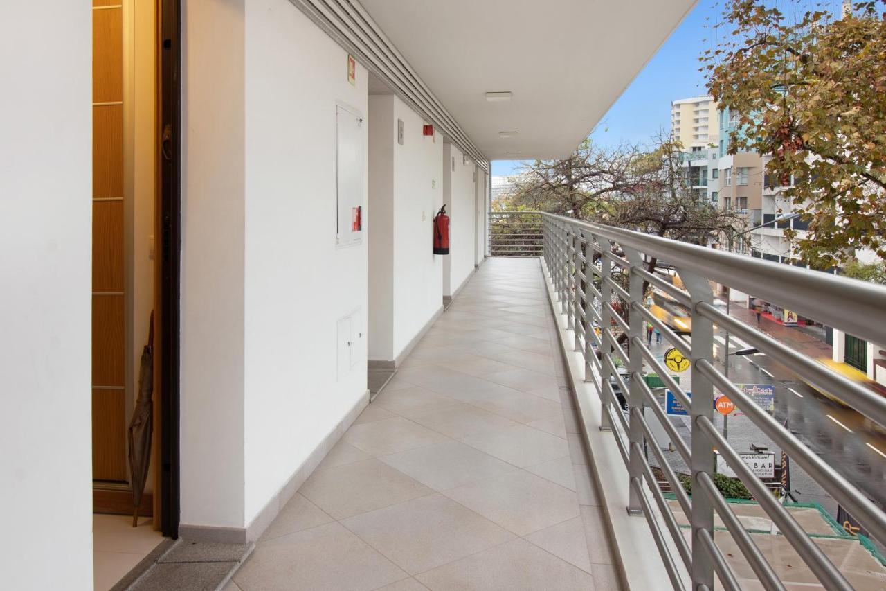 Dfm Happy Days B - Funchal Apartment Bagian luar foto