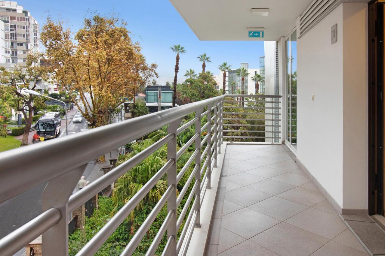 Dfm Happy Days B - Funchal Apartment Bagian luar foto